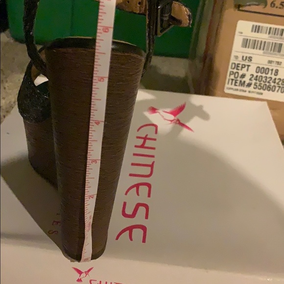 Chinese Laundry “Z Jam On” Wedge Sandal - Picture 3 of 3